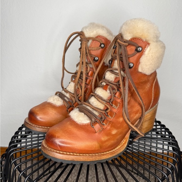 Freebird Norway Sherpa Lined Ankle Boots Size 6 Leather Tan and Cream - Picture 1 of 7